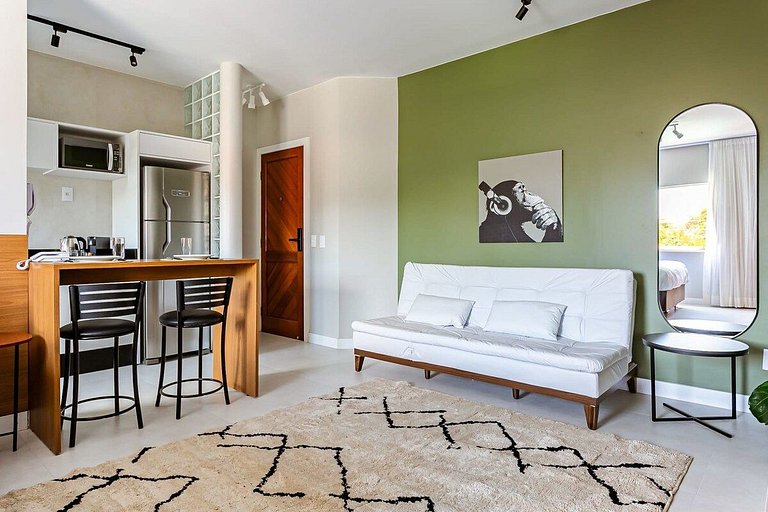 Estúdio completo a 50 m da praia | Ingleses