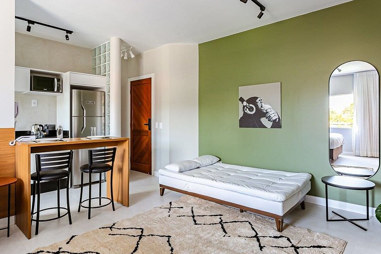 Estúdio completo a 50 m da praia | Ingleses