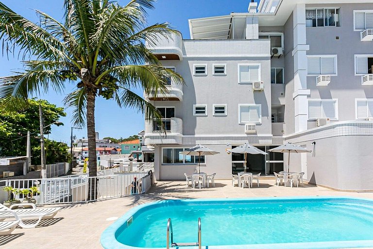 Estúdio completo a 50 m da praia | Ingleses