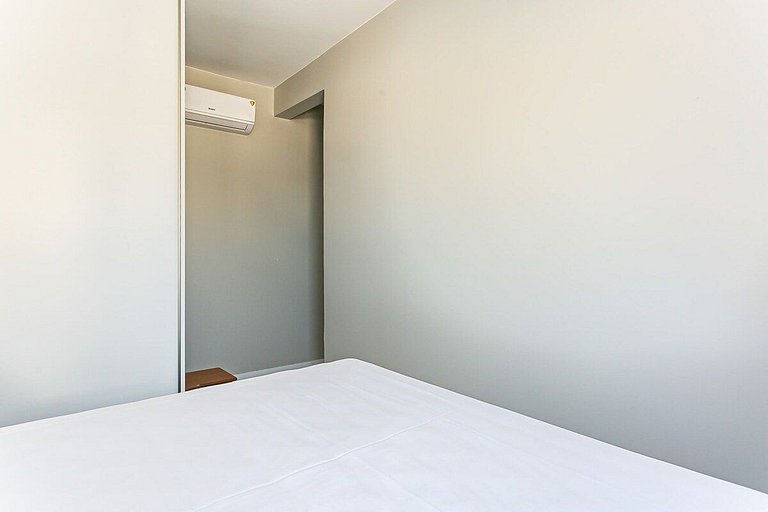 Apto 2 quartos a 50m da praia | Ingleses