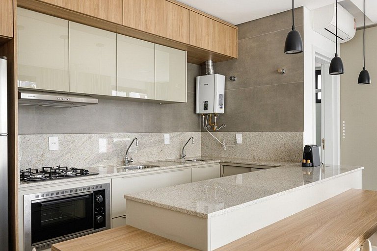 Estúdio decorado próx. a Beira Mar | Centro