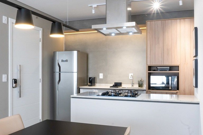 Estúdio completo próx. ao shopping | Centro