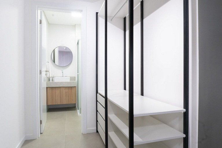 Estúdio completo próx. ao shopping | Centro