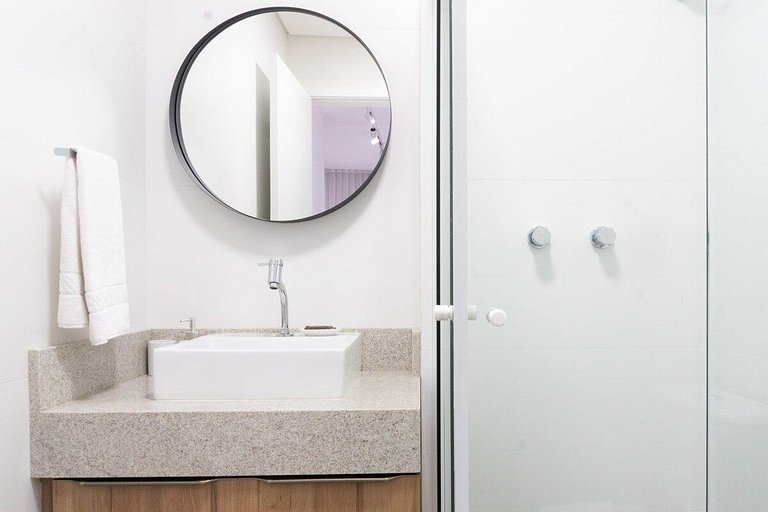 Estúdio completo próx. ao shopping | Centro