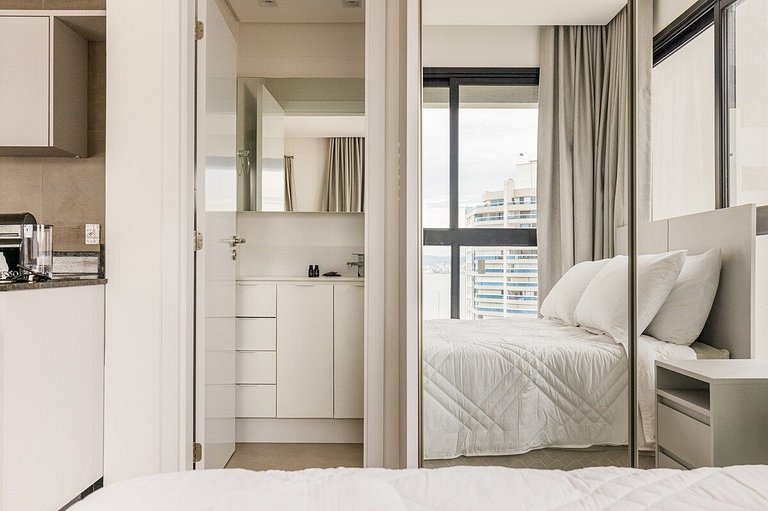 Estúdio completo próx. ao shopping | Centro