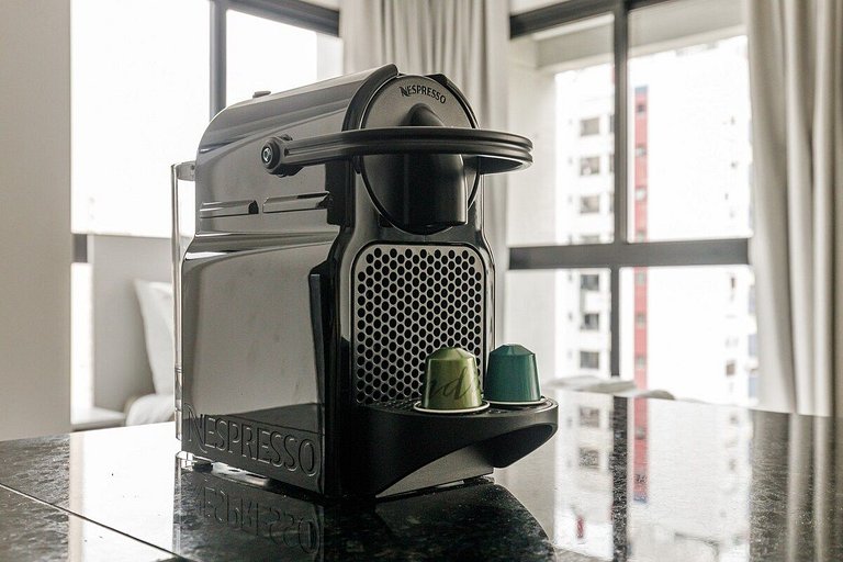 Estúdio completo próx. ao shopping | Centro