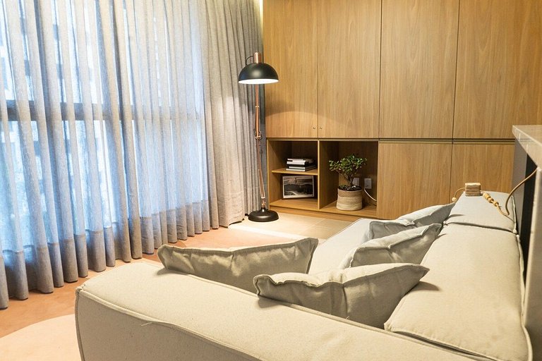 Studio sofisticado próx. ao shopping | Centro