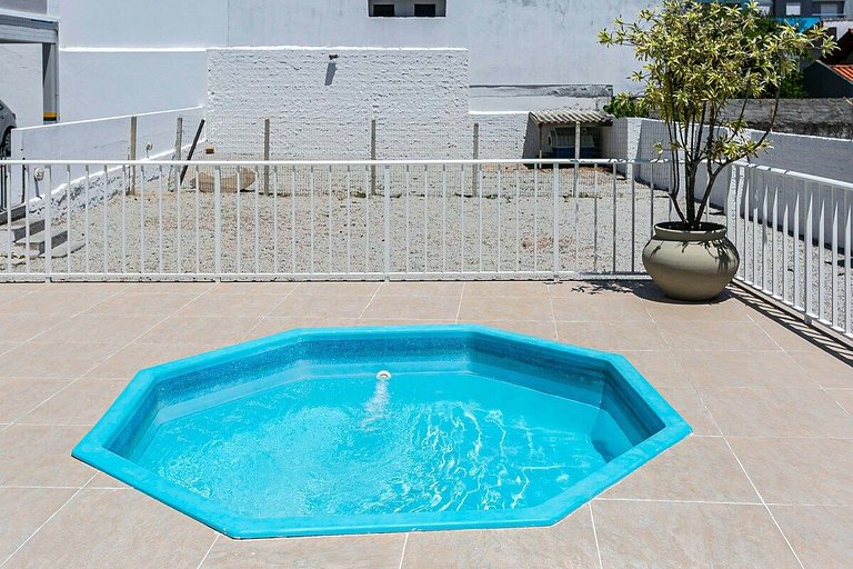 Apto 2 quartos em ótima localização | Ingleses