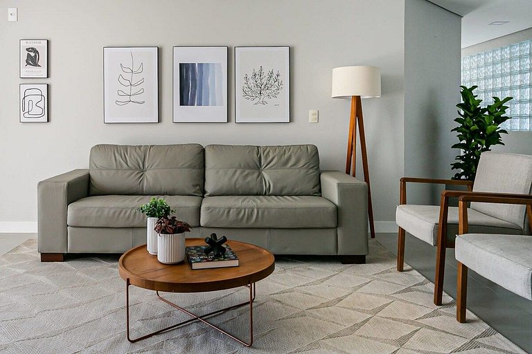 Estúdio completo a passos da praia | Ingleses