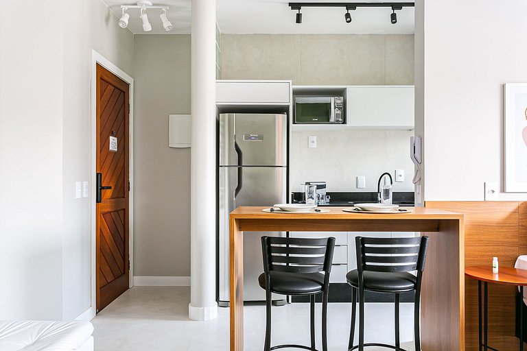 Estúdio completo próximo a praia | Ingleses