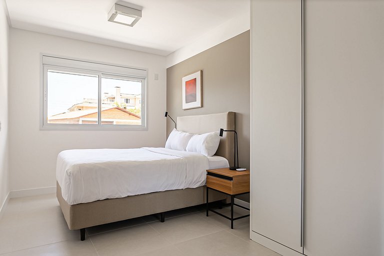 Apto de 1 quarto, condomínio completo | Ingleses