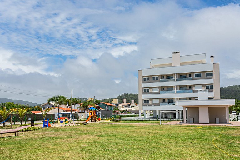 Apto novo a 200m da praia predio com piscina