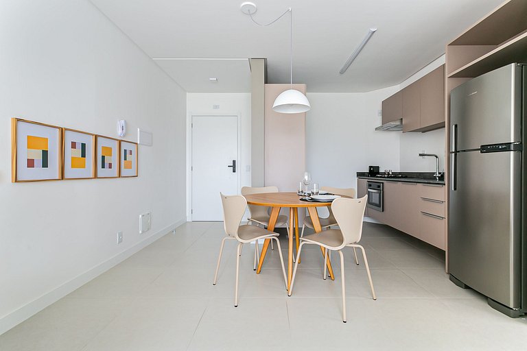 Apto 1Dorm, Churrasqueira e varanda, 200m da praia