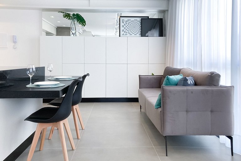 Estúdio mobiliado próx. ao shopping | Centro