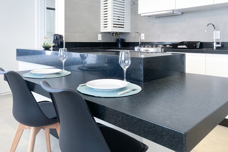 Estúdio mobiliado próx. ao shopping | Centro