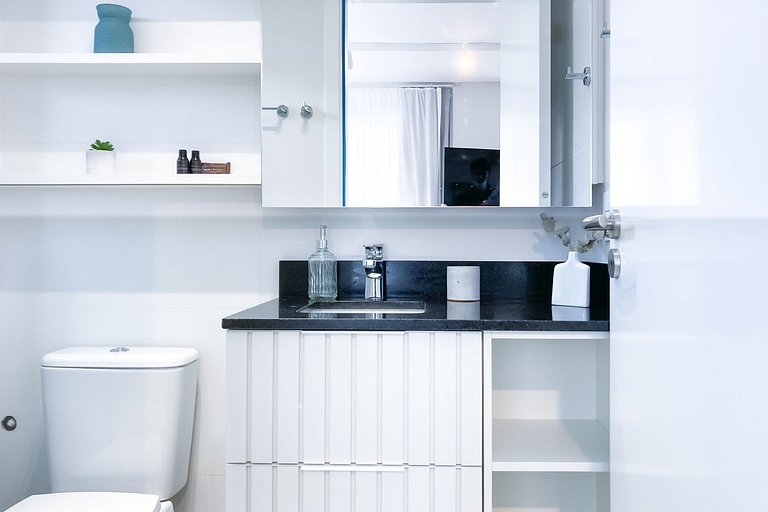 Estúdio mobiliado próx. ao shopping | Centro