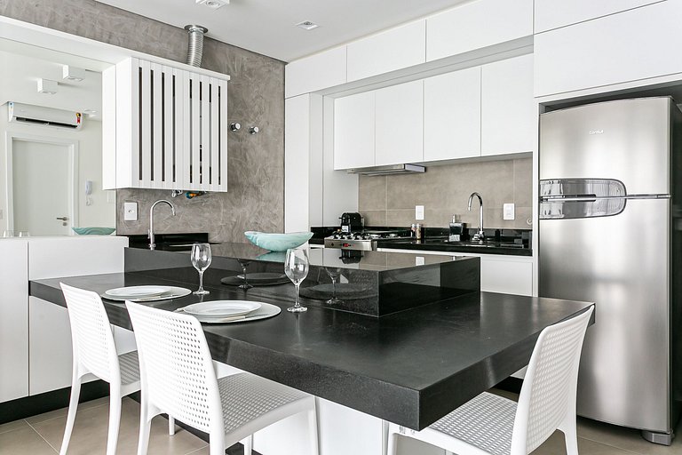 Estúdio completo próx. a Beira Mar | Centro