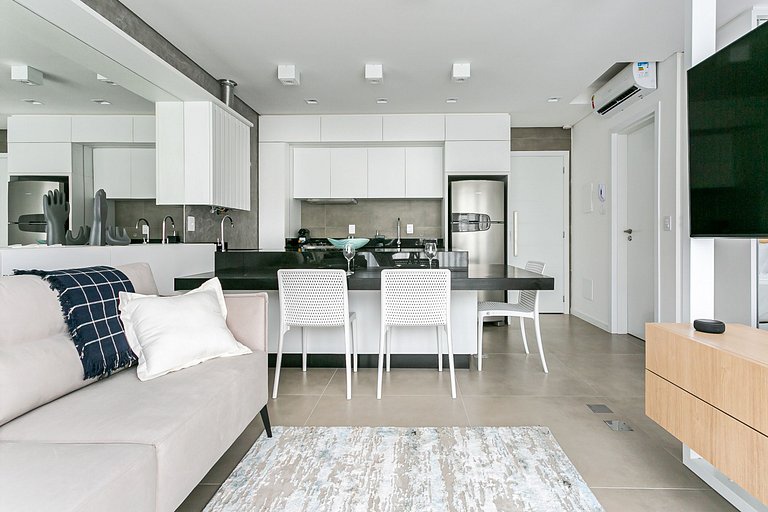 Estúdio completo próx. a Beira Mar | Centro