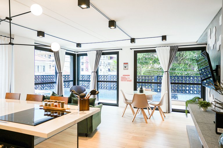 Duplex moderno com ótima localização | Centro
