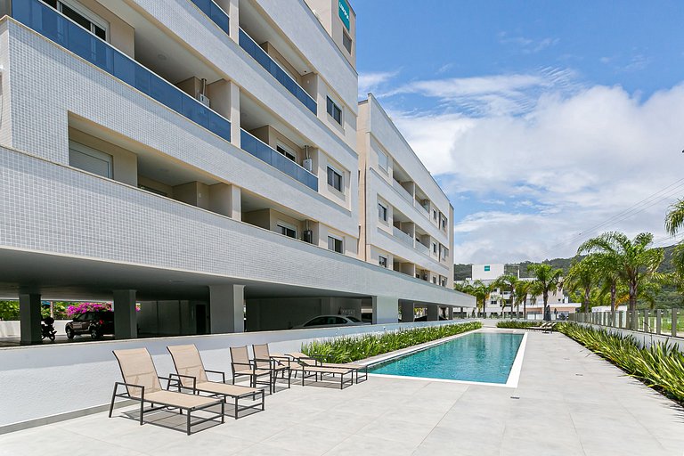 Apto novo a 200m da praia predio com piscina