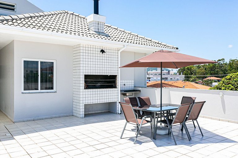 Estúdio completo a 50 m da praia | Ingleses