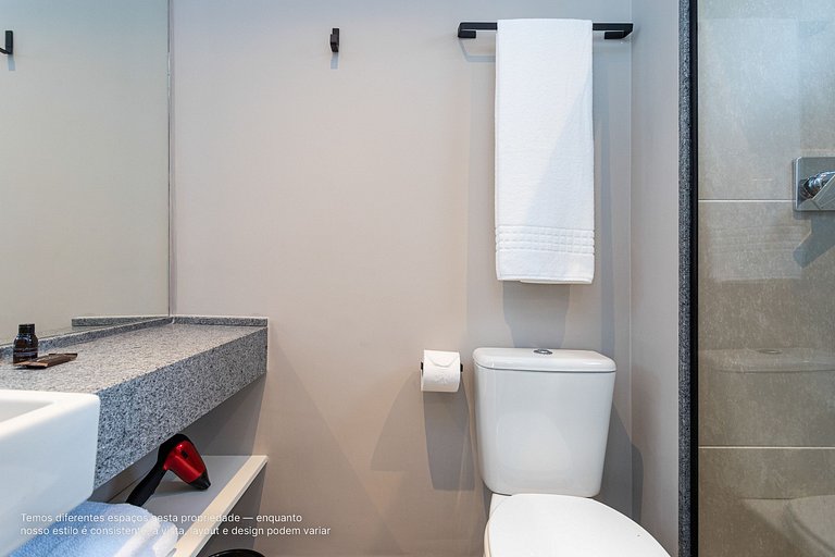 Duplex com sacada próximo à estação Trianon-MASP