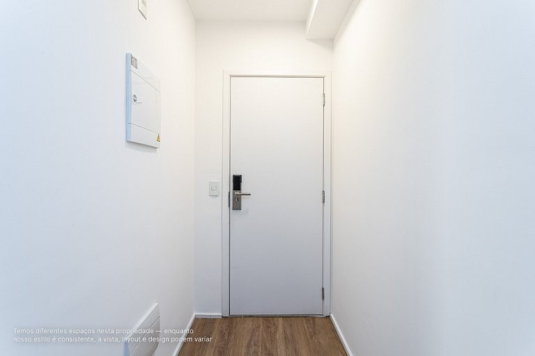 Apto 1 Quarto |Prédio com estacionamento e piscina