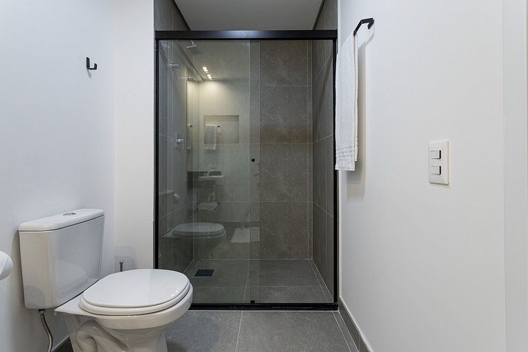 Estúdio a passos da Paulista, Prédio recém-lançado