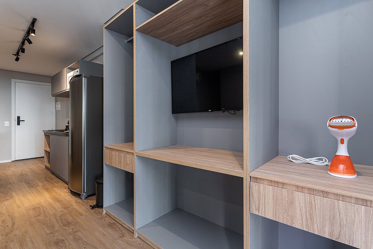 Estúdio a passos da Paulista, Prédio recém-lançado