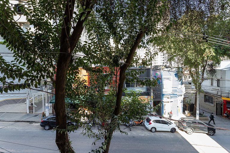 Estúdio a passos da Paulista, Prédio recém-lançado