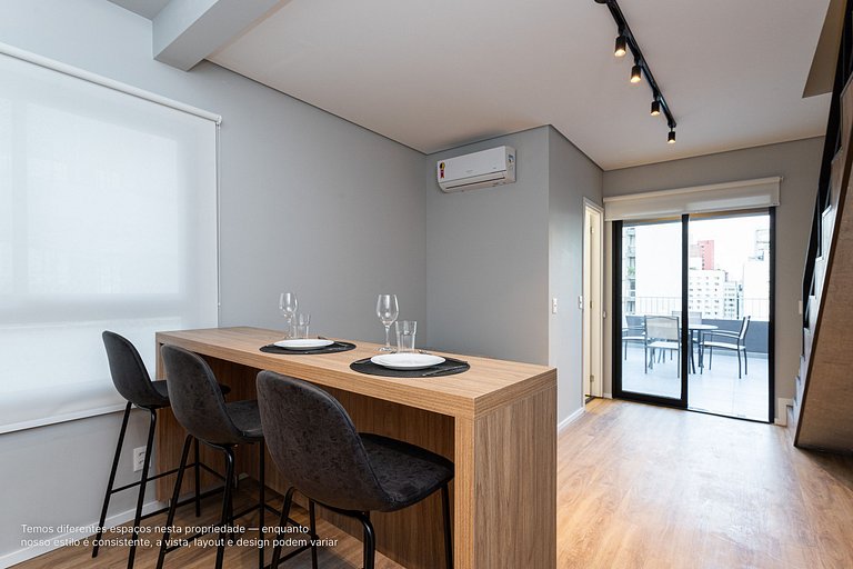 Duplex com Terraço, próximo à Paulista