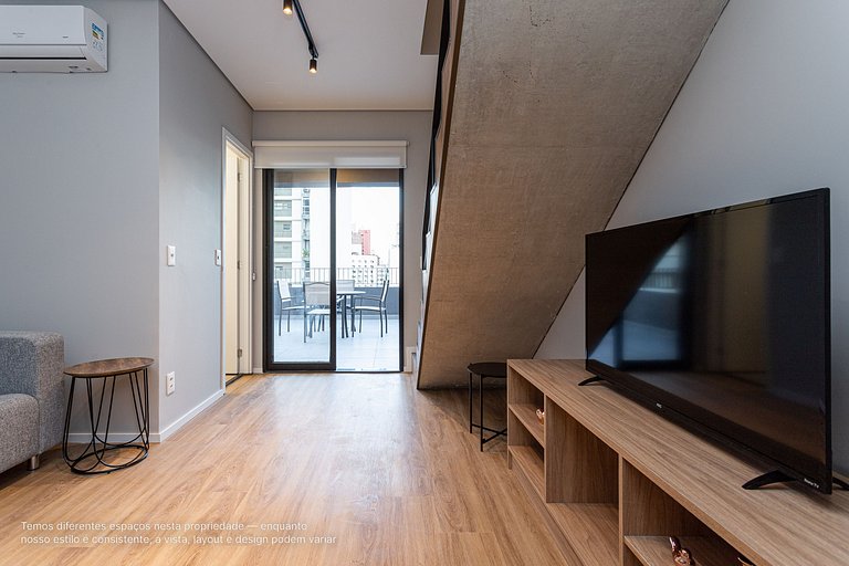 Duplex com Terraço, próximo à Paulista