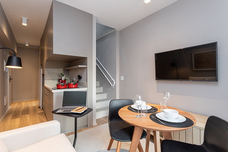 Duplex incrível, a 2 minutos da Paulista