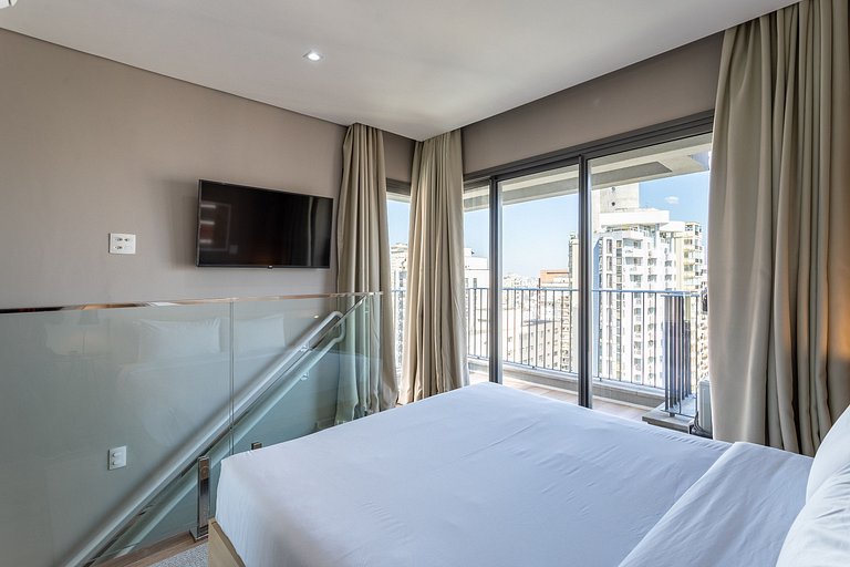 Duplex ao lado da Paulista, excelente localização
