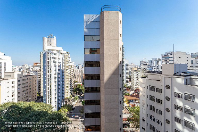 Duplex com varanda a uma quadra da Av Paulista