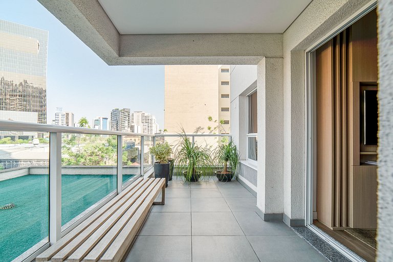 Apartamento c/ Terraço ao lado do Metrô Faria Lima