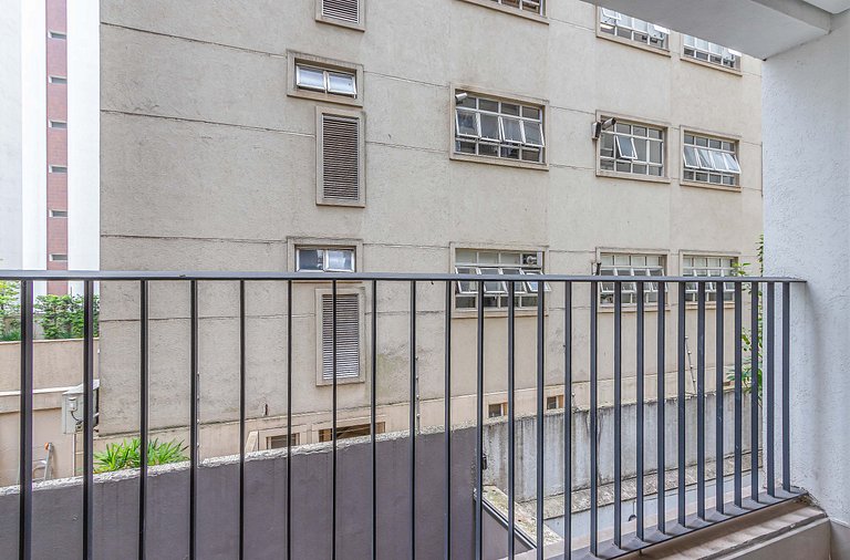 Studio novo, proximo a estação de metro
