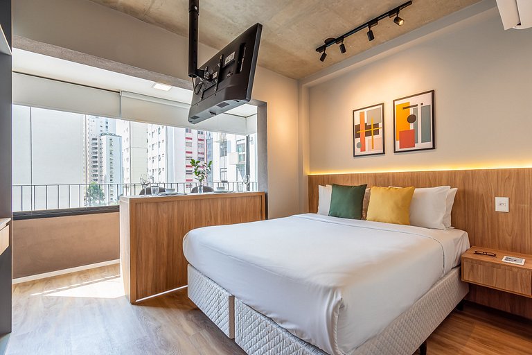 Estúdio a passos da Paulista, Prédio recém-lançado