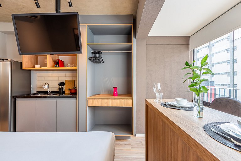 Estúdio a passos da Paulista, Prédio recém-lançado