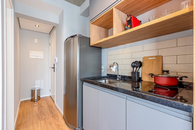 Estúdio a passos da Paulista, Prédio recém-lançado