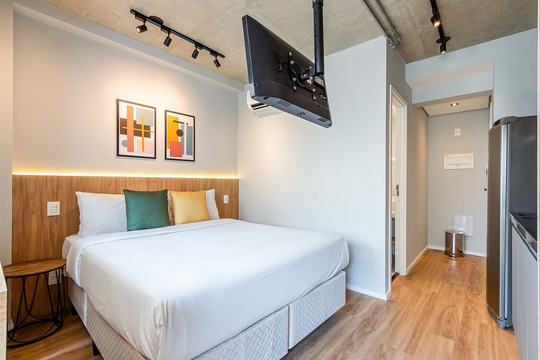 Estúdio a passos da Paulista, Prédio recém-lançado