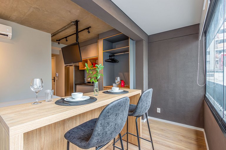 Estúdio a passos da Paulista, Prédio recém-lançado