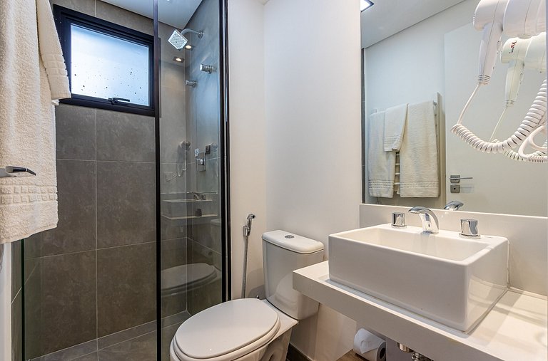 Estúdio a passos da Paulista, Prédio recém-lançado