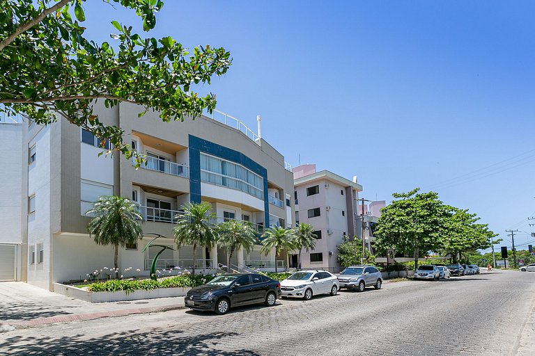 Apto 2 quartos na beira da praia com churrasqueira