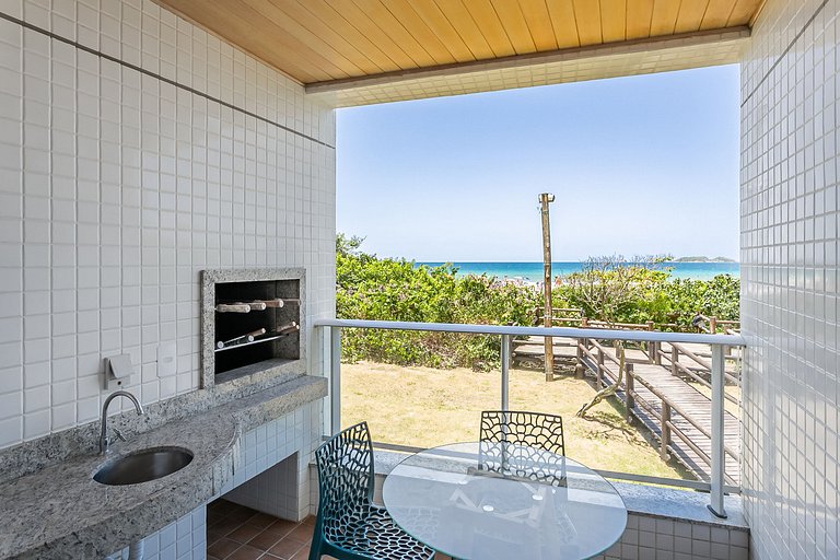 Apto 3 quartos, vista para o mar e churrasqueira