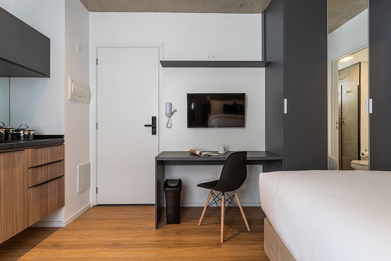 Estúdio a passos da Paulista, Prédio recém-lançado