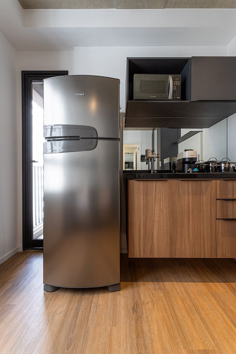 Estúdio a passos da Paulista, Prédio recém-lançado