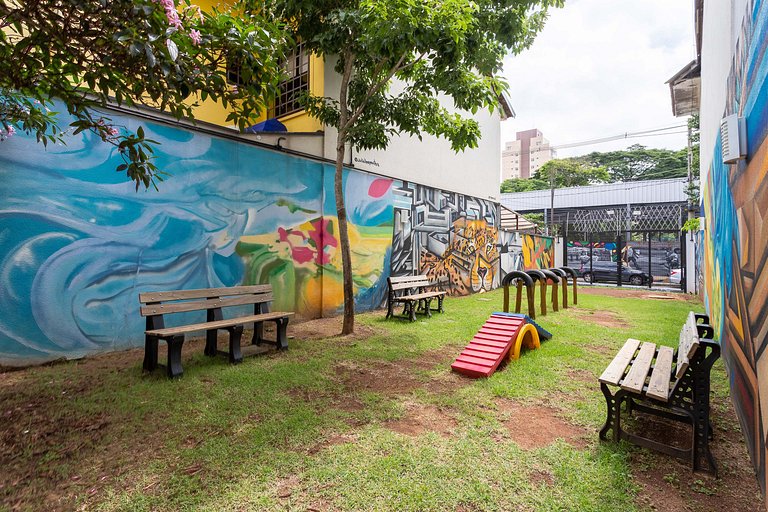 Apê casal, prédio com academia e coworking