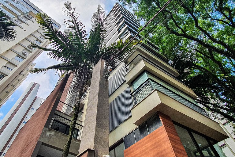 Estúdio em prédio moderno próximo ao Pq Ibirapuera