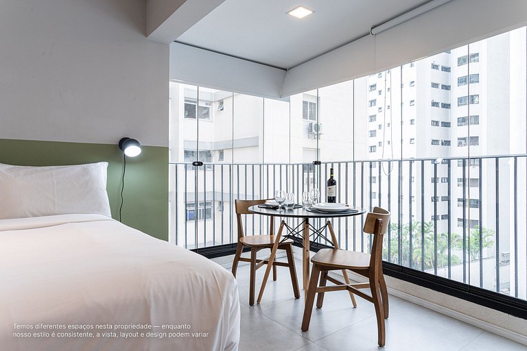 Studio em prédio moderno próximo ao Pq Ibirapuera